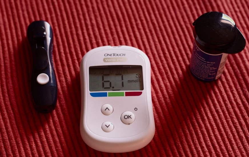 The Role of Nutrition and Natural Compounds in Blood Sugar Regulation