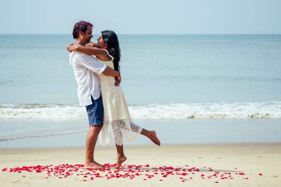Luxury Meets Romance: How the Right Travel Package Creates Memories for a Lifetime