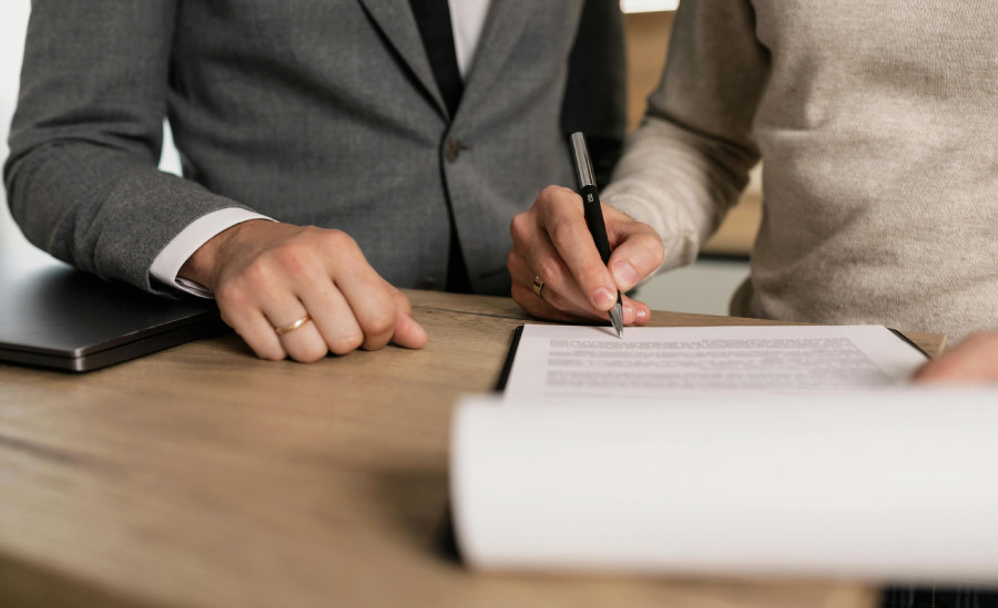 Skilled Franchise Litigation Lawyer: Protecting Your Business Rights
